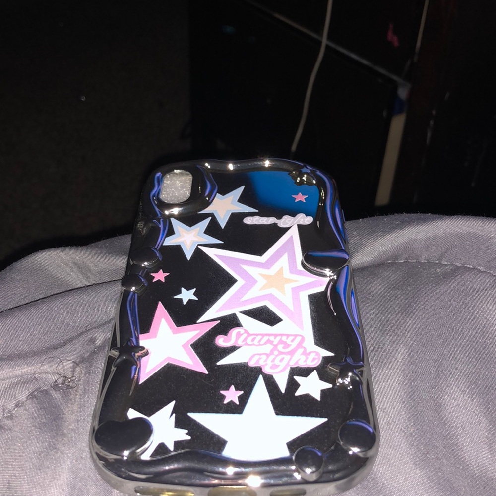 This is a Iphone Case ! It goes to a Iphone XS Max